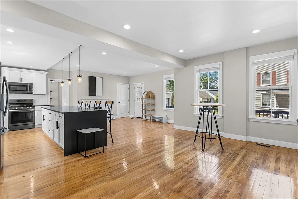 Completed kitchen renovation by Louane Group